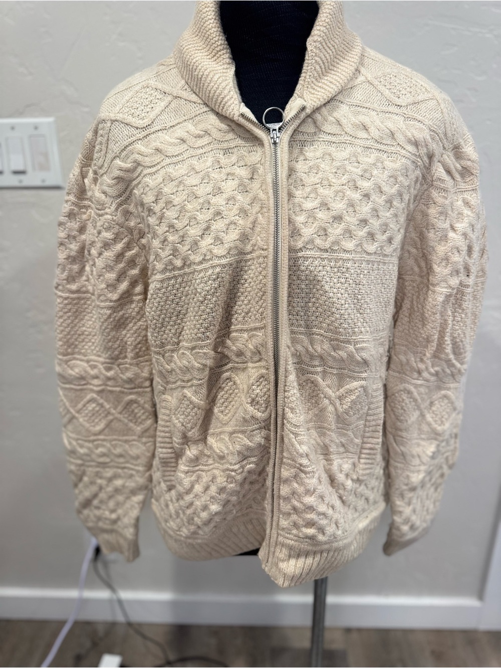Men's Neutral Cream Cable Knit Zip Cardigan